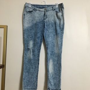 4/$25 City Streets Vintage Retro Acid Wash Jeans